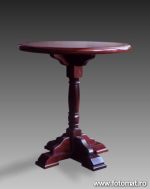 masa rotunda din lemn masiv