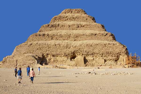 piramida saqqara